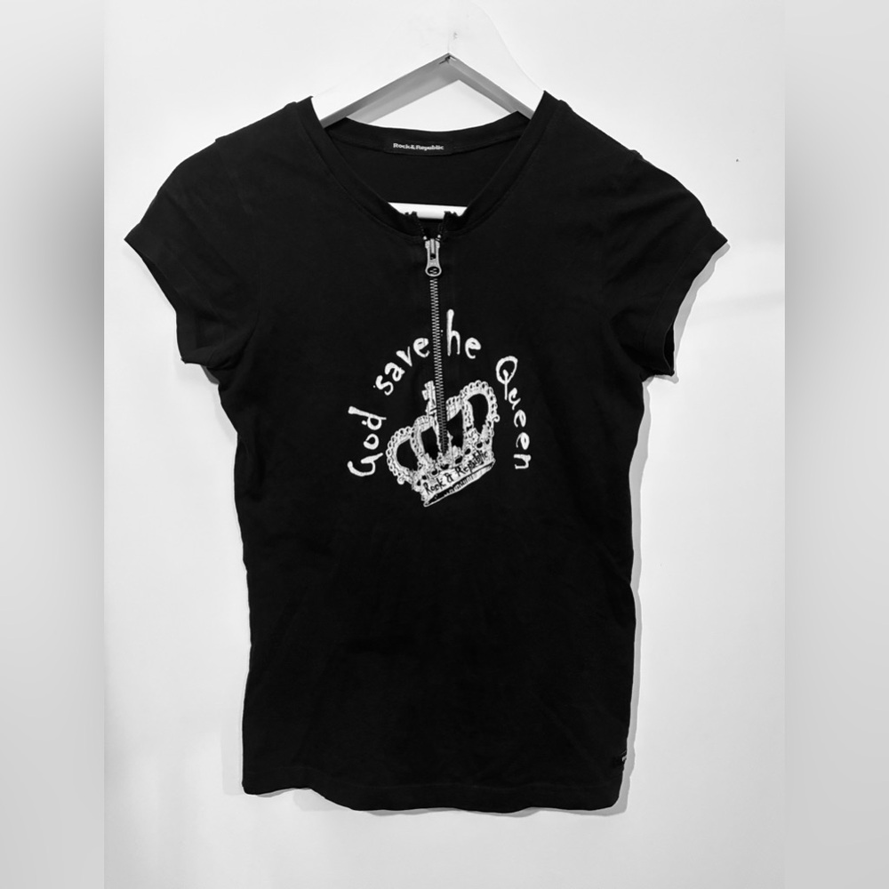 Rock & Republic Black vintage zipper t-shirt.